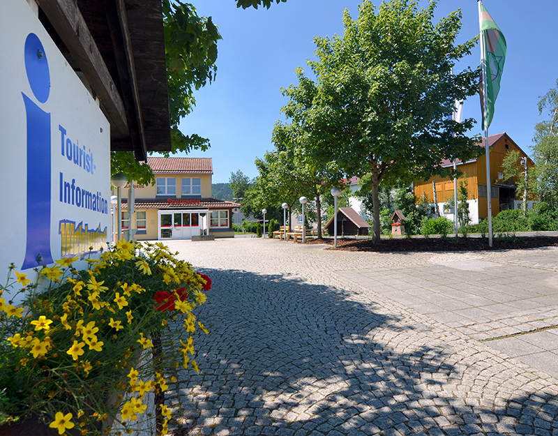 Tourist-Information im Ortszentrum von Mehlmeisel